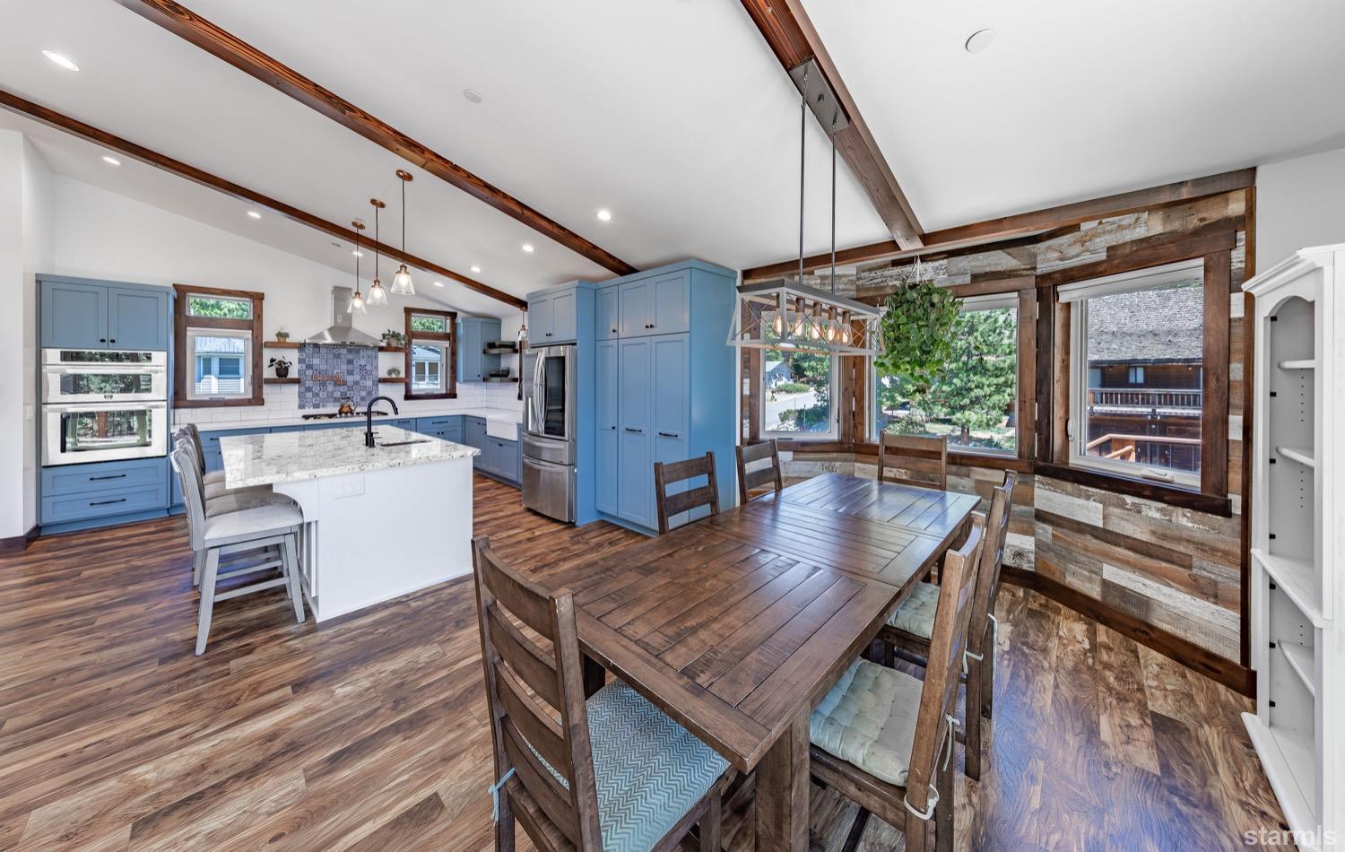 1275 Prospector Trail