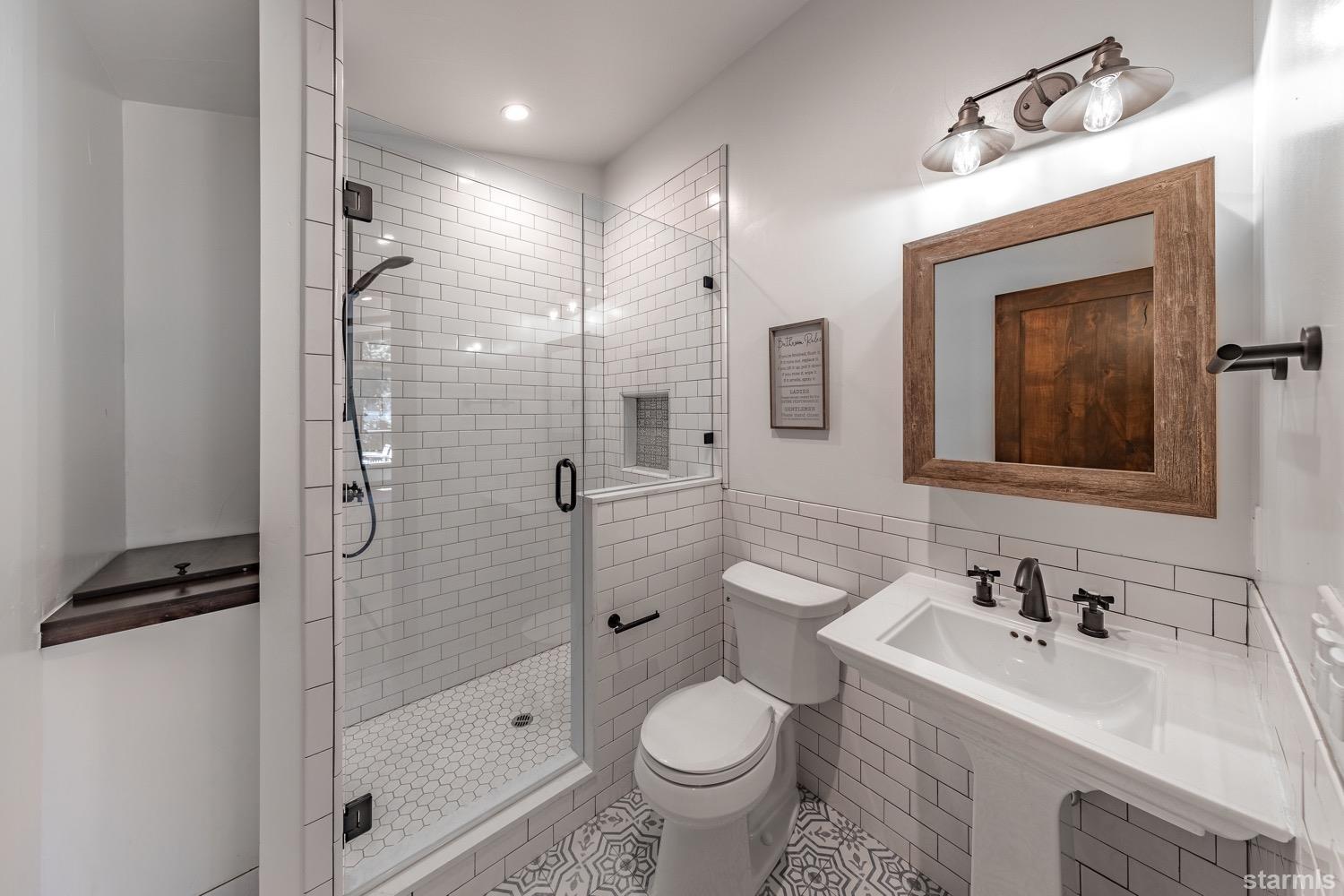 1275 Prospector Trail