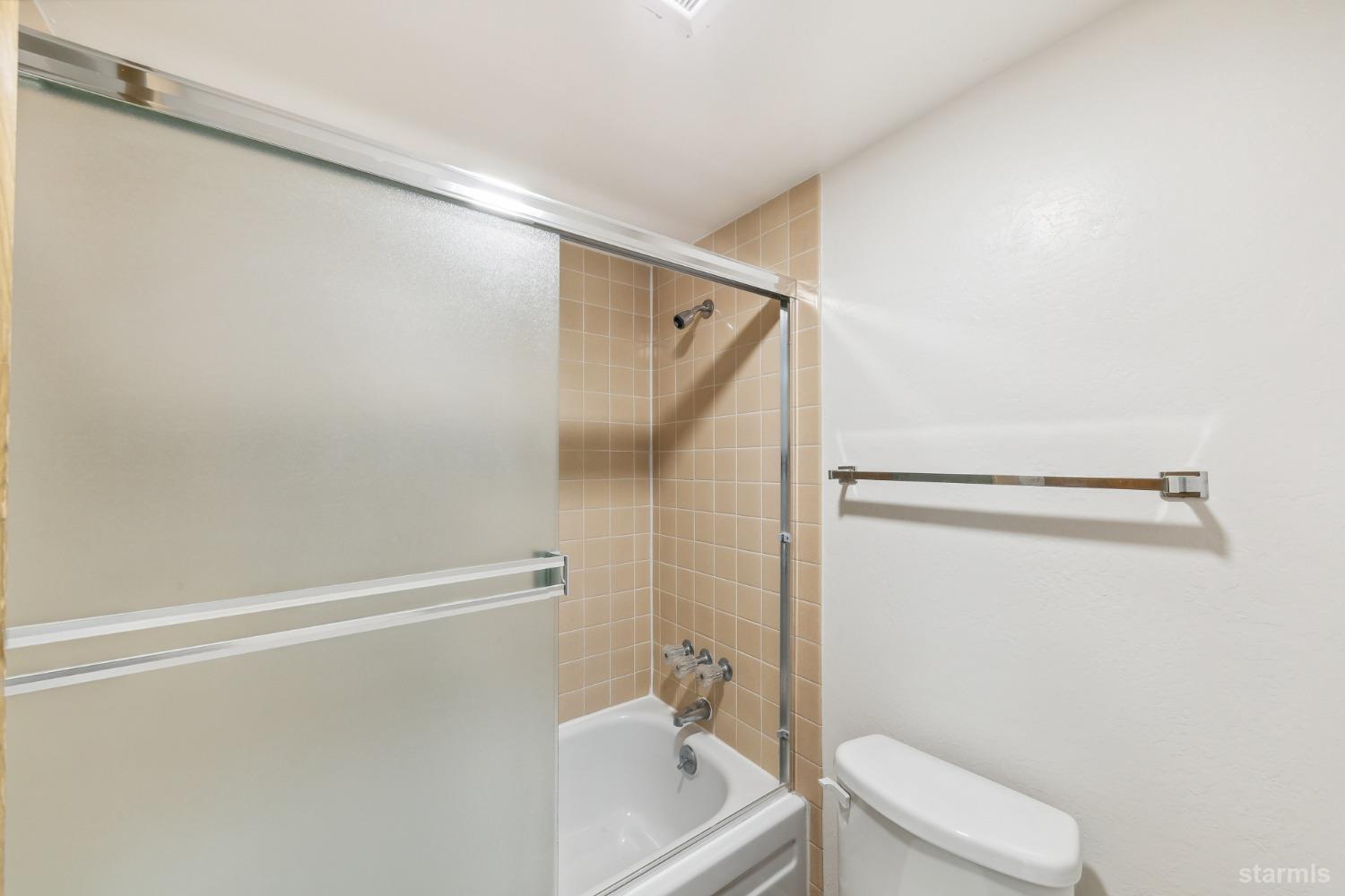 439 Ala Wai Boulevard Unit: 140