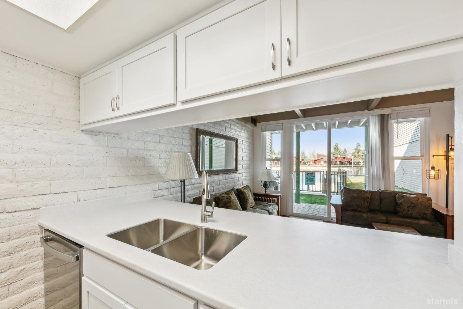 439 Ala Wai Boulevard Unit: 140