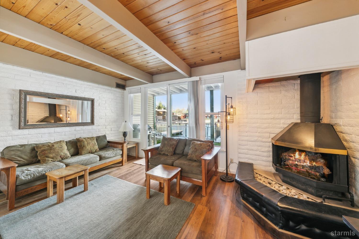 439 Ala Wai Boulevard Unit: 140