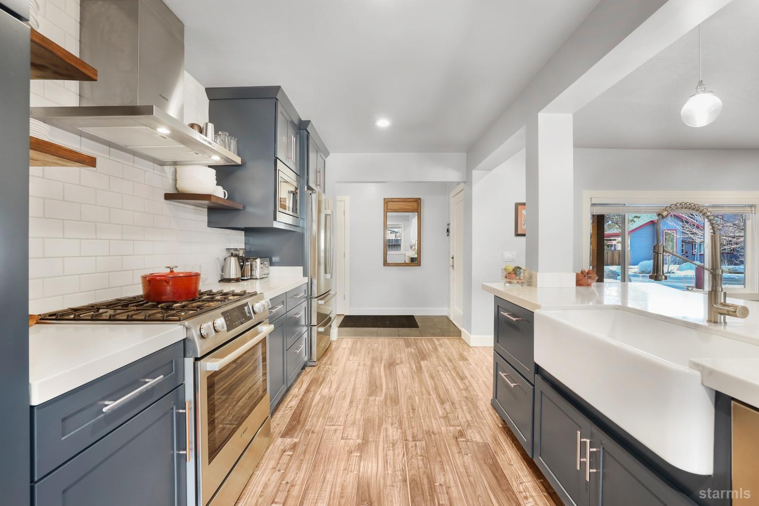 2231 Cornelian Drive
