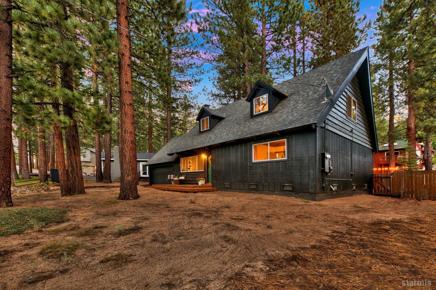 1154 Golden Bear Trail