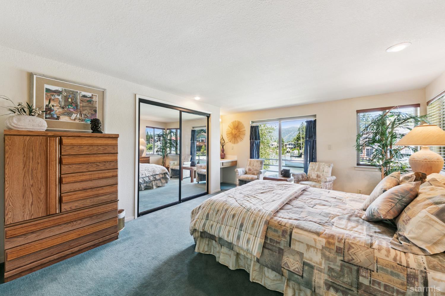 1611 Venice Drive