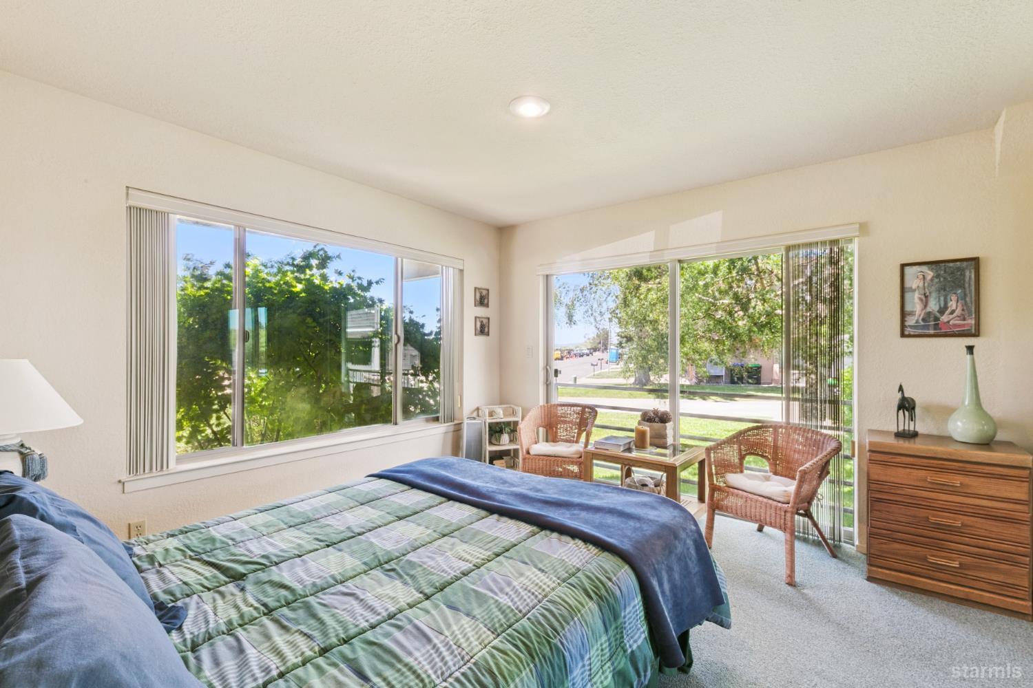 1611 Venice Drive