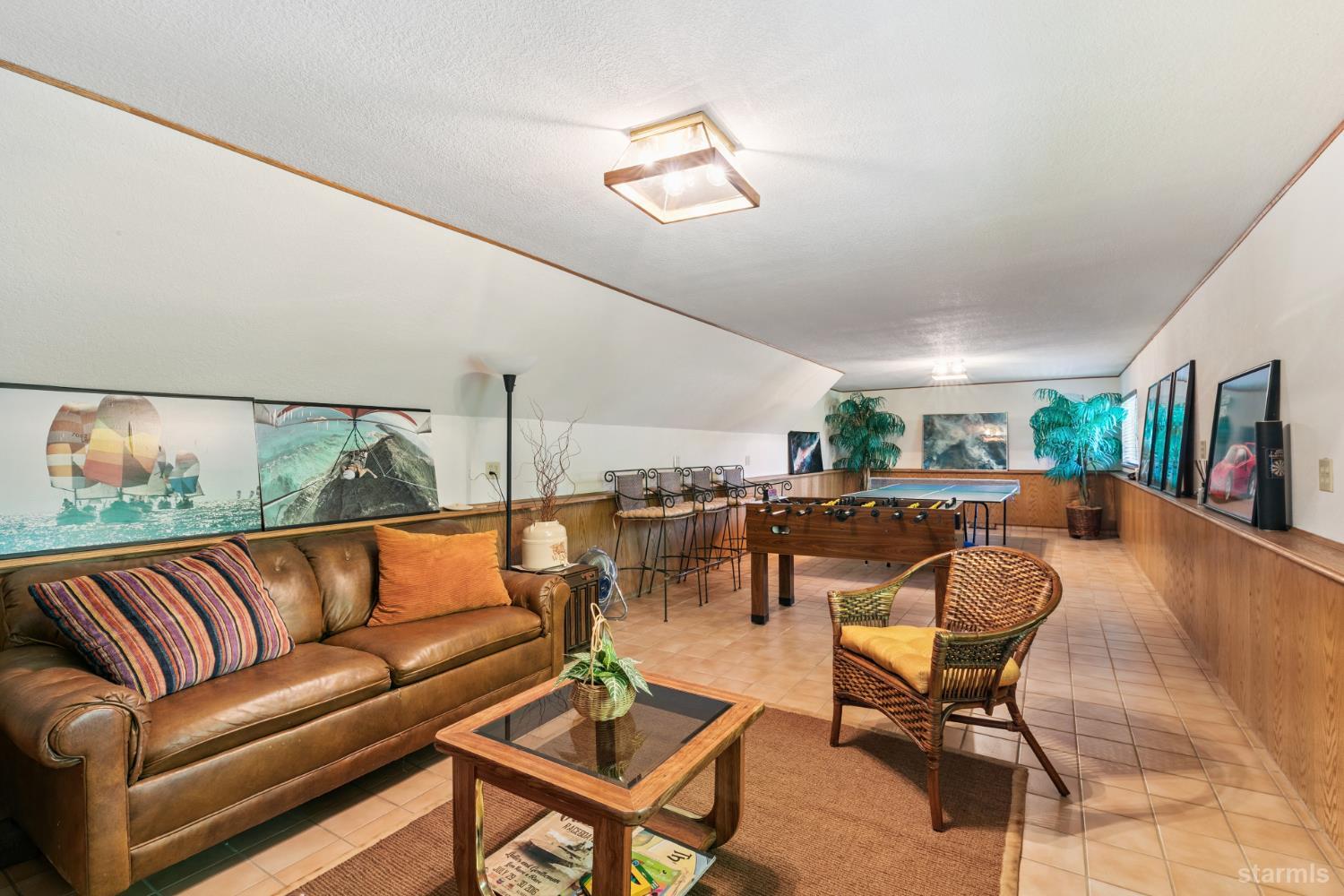 1611 Venice Drive