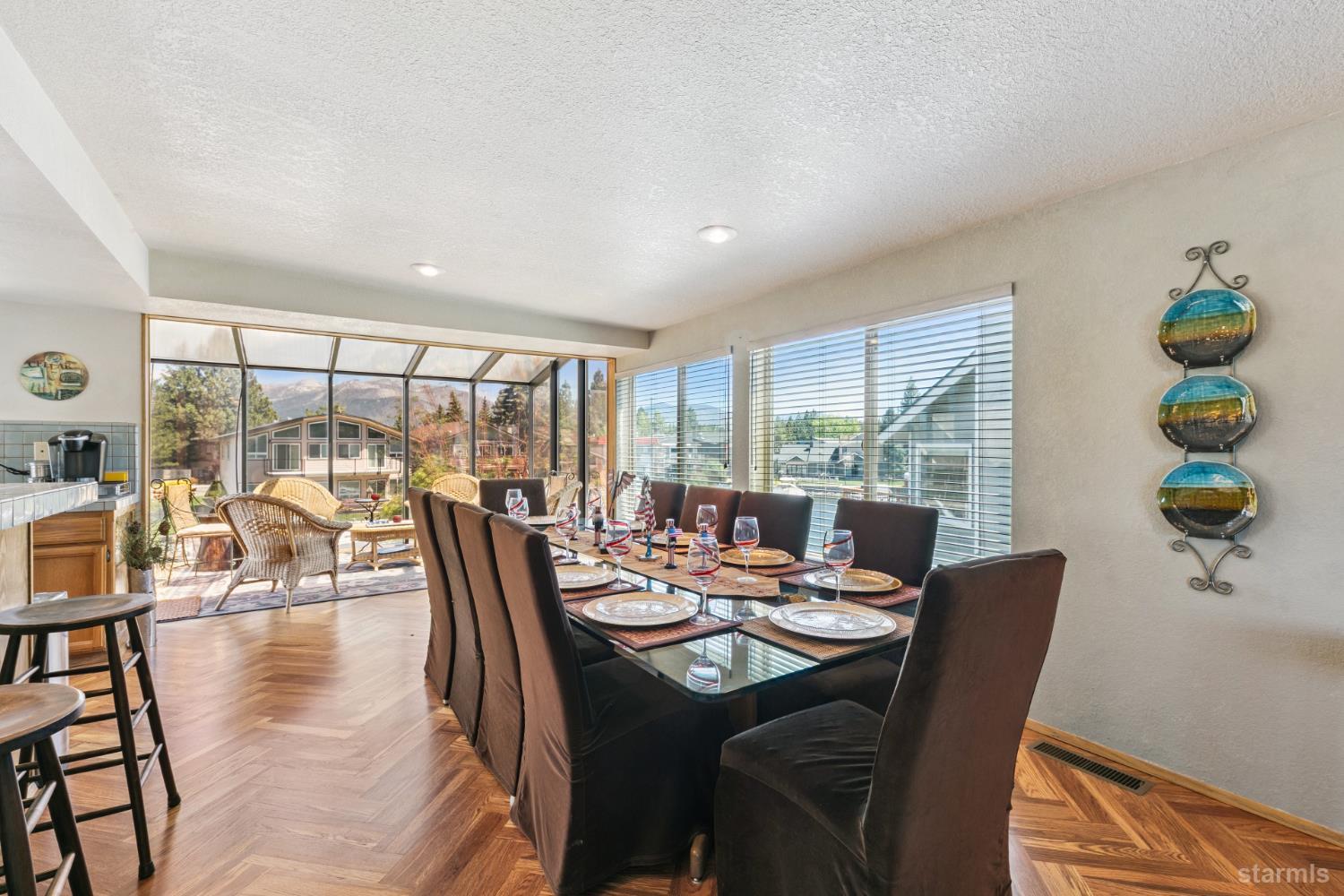 1611 Venice Drive