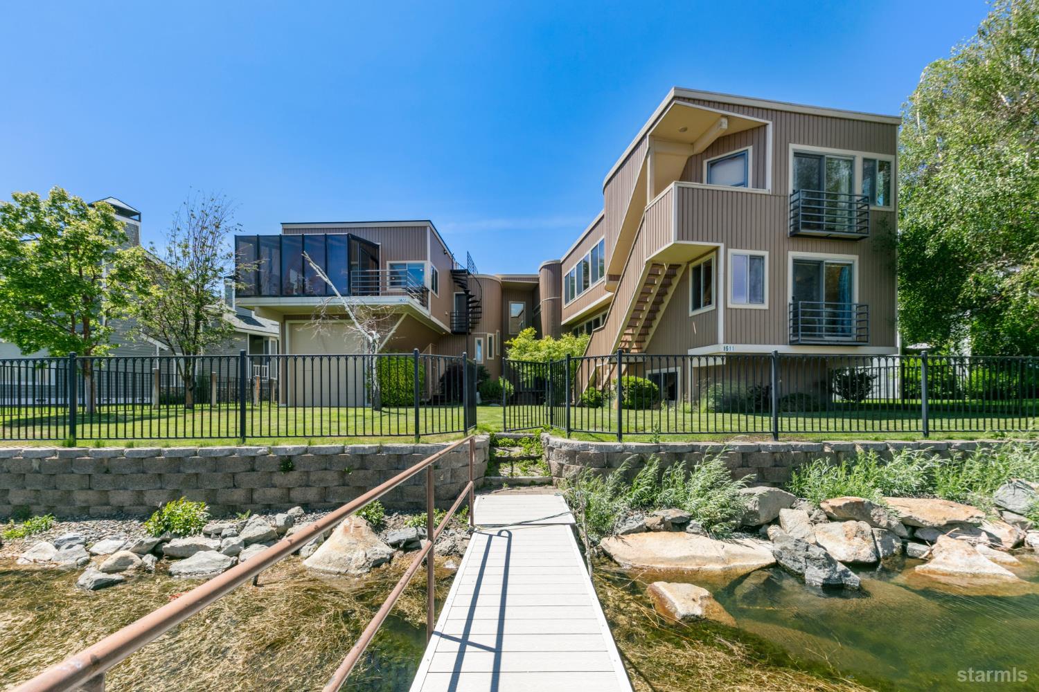 1611 Venice Drive