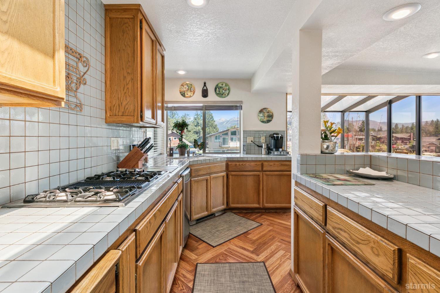 1611 Venice Drive