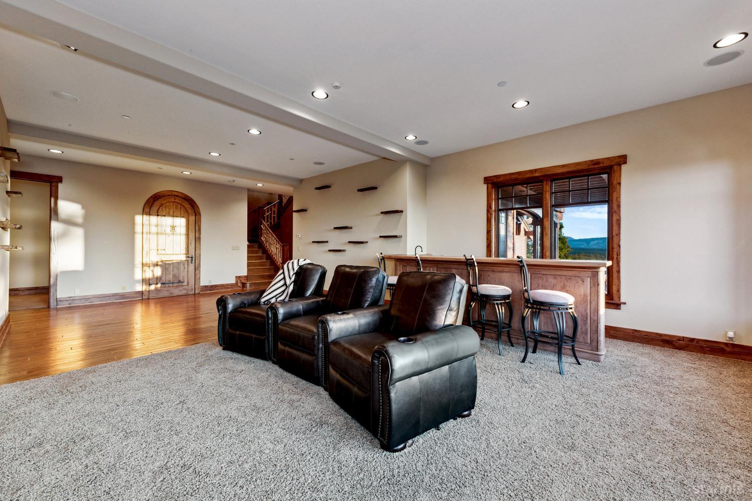 3567 Saddle Road