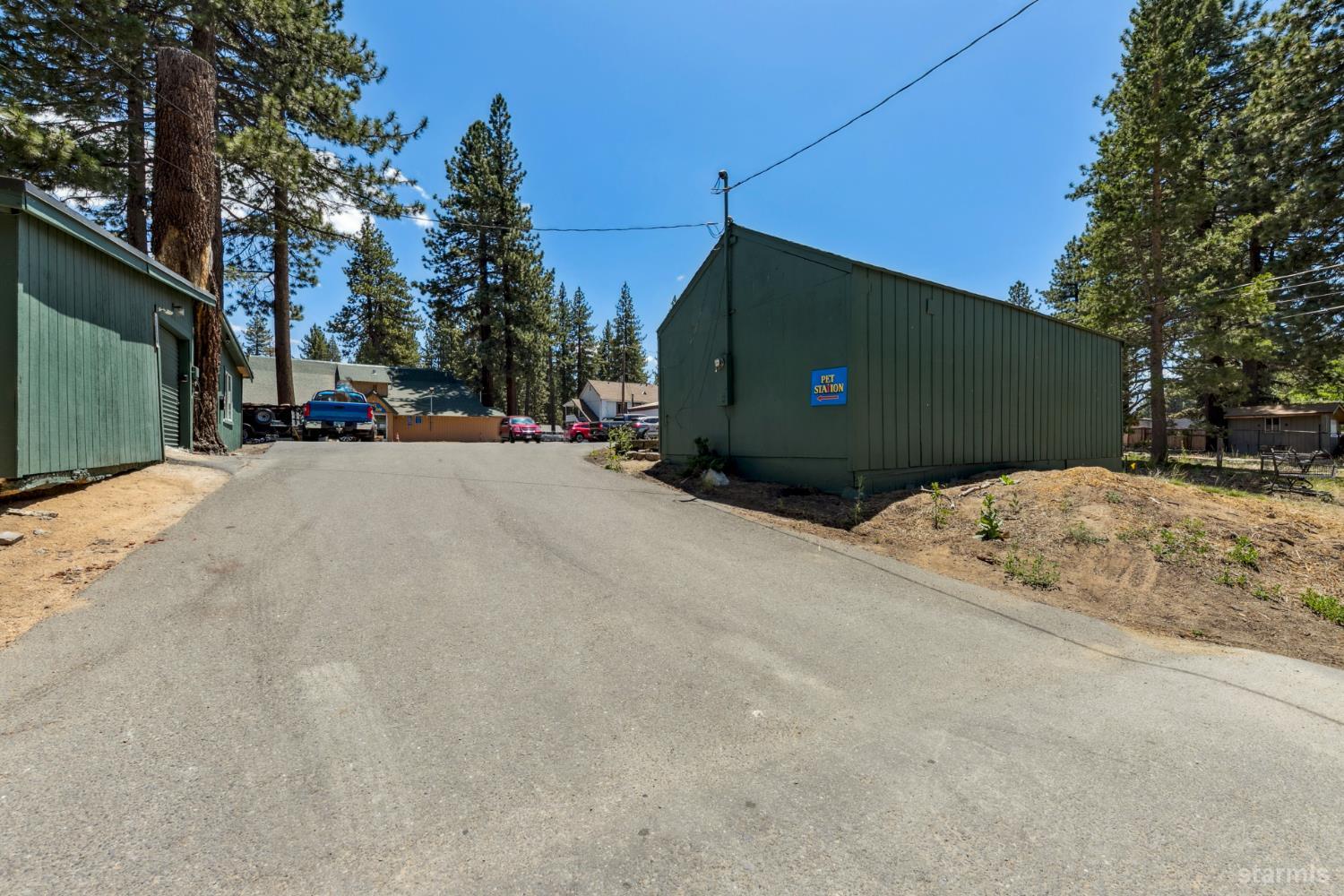 2205 Lake Tahoe Boulevard