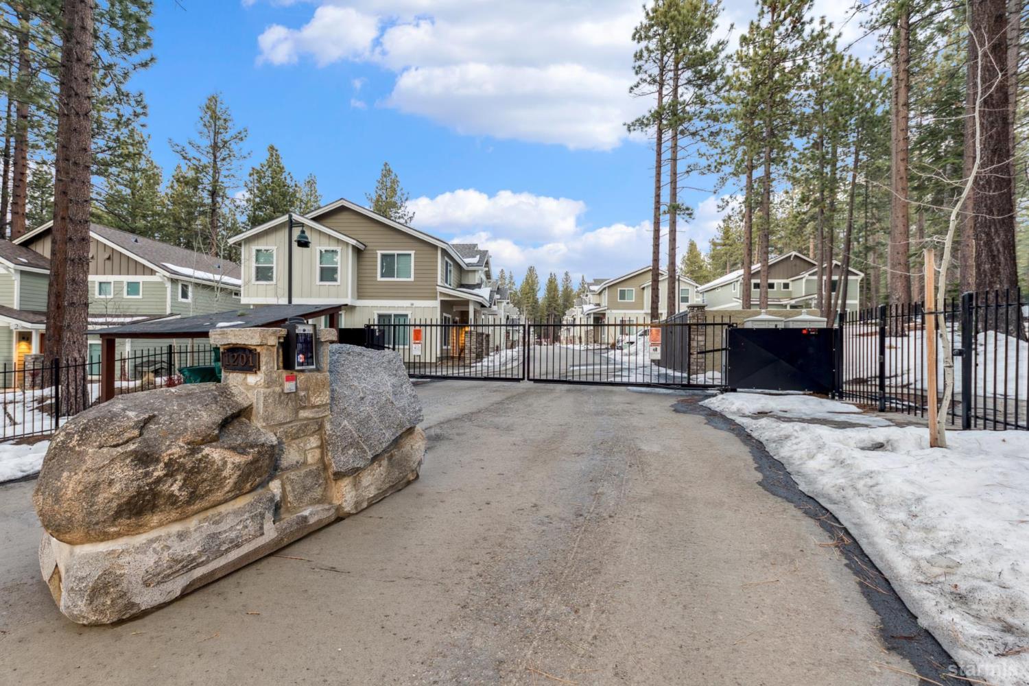 1201 Wildwood Avenue Unit: 20