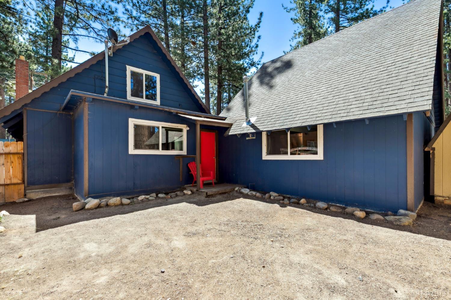 3297 Marlette Circle