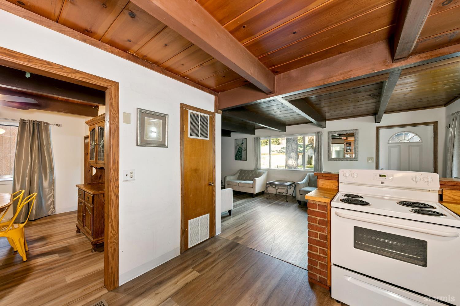 3297 Marlette Circle