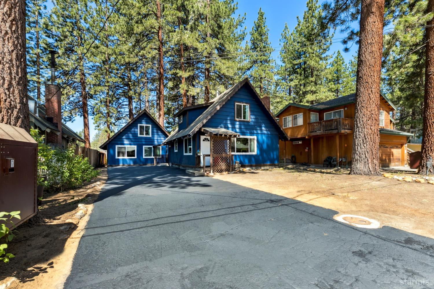 3297 Marlette Circle