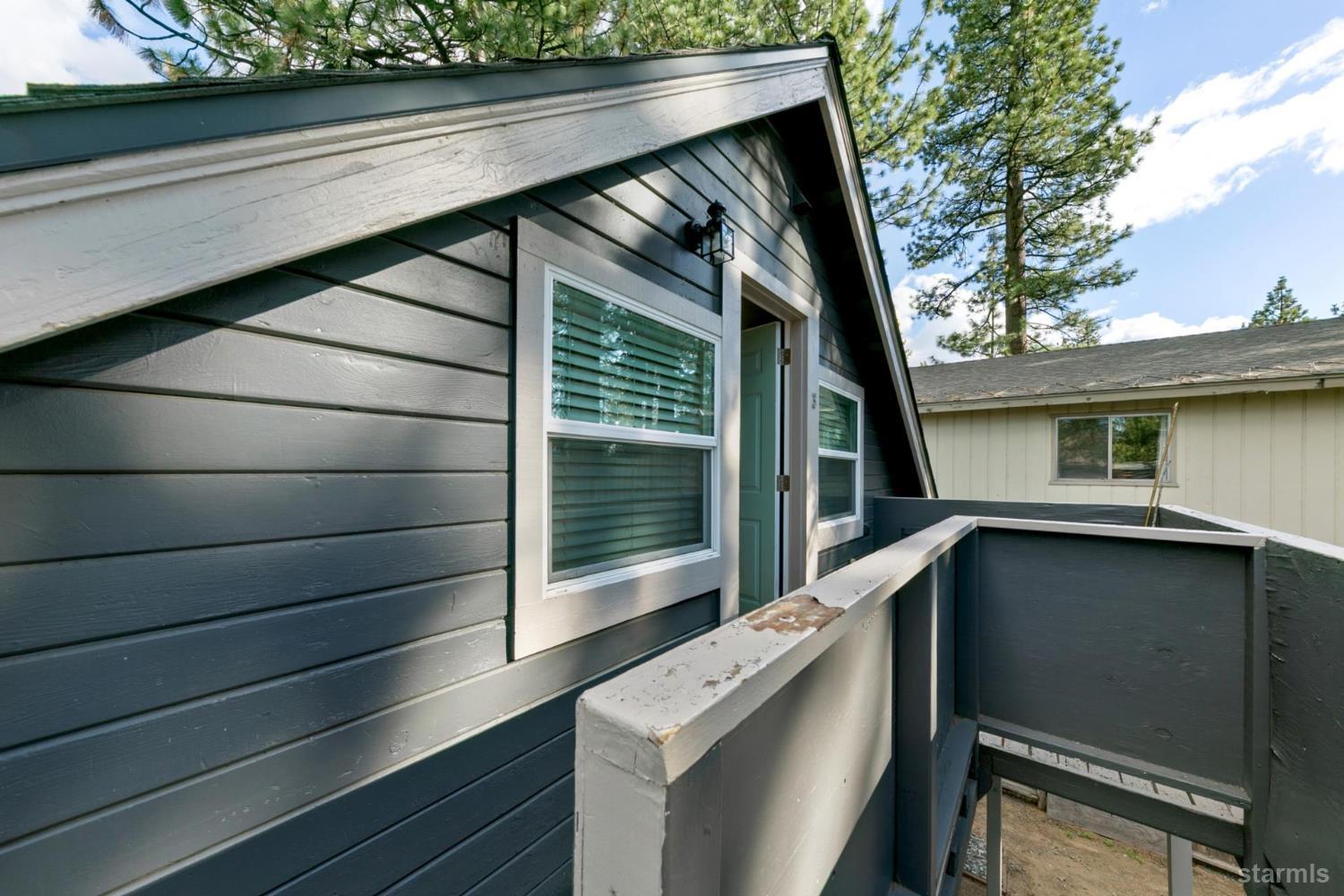 4085 Manzanita Avenue Unit: 1-4