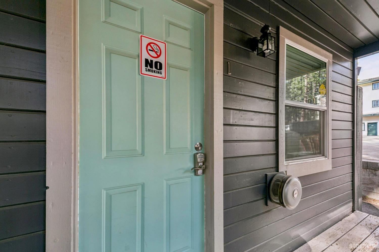 4085 Manzanita Avenue Unit: 1-4