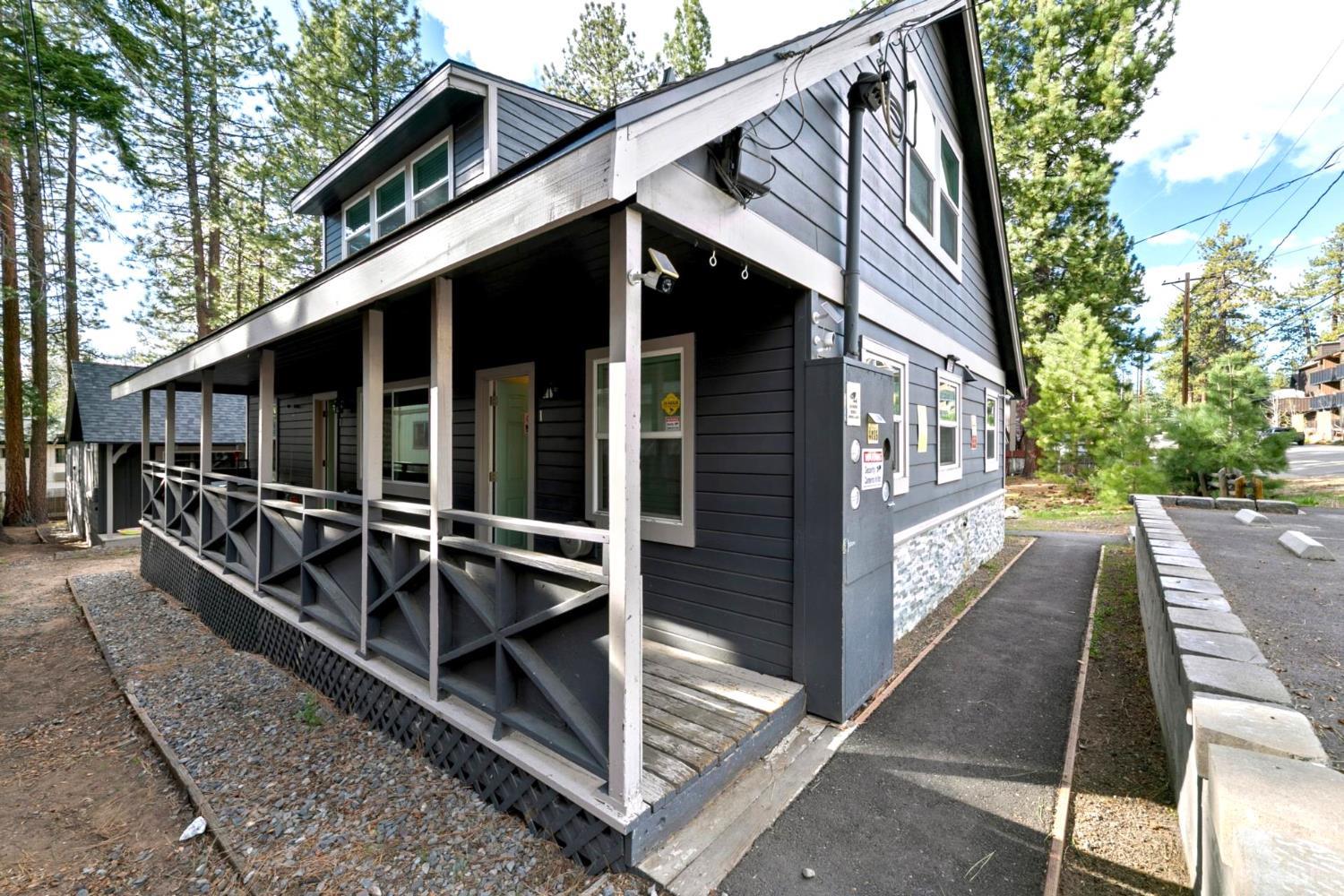 4085 Manzanita Avenue Unit: 1-4