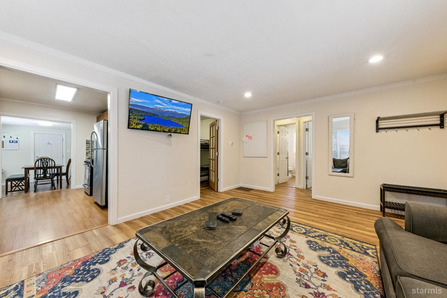 4085 Manzanita Avenue Unit: 1-4