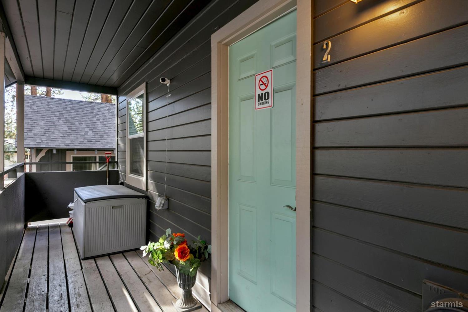 4085 Manzanita Avenue Unit: 1-4