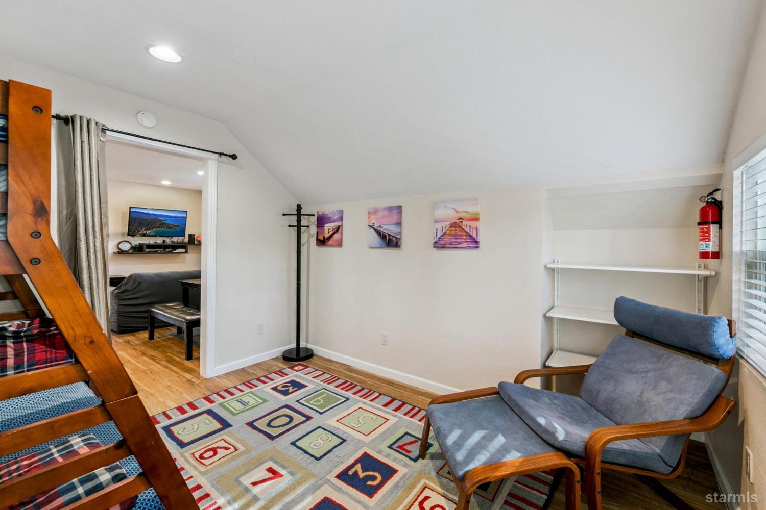 4085 Manzanita Avenue Unit: 1-4