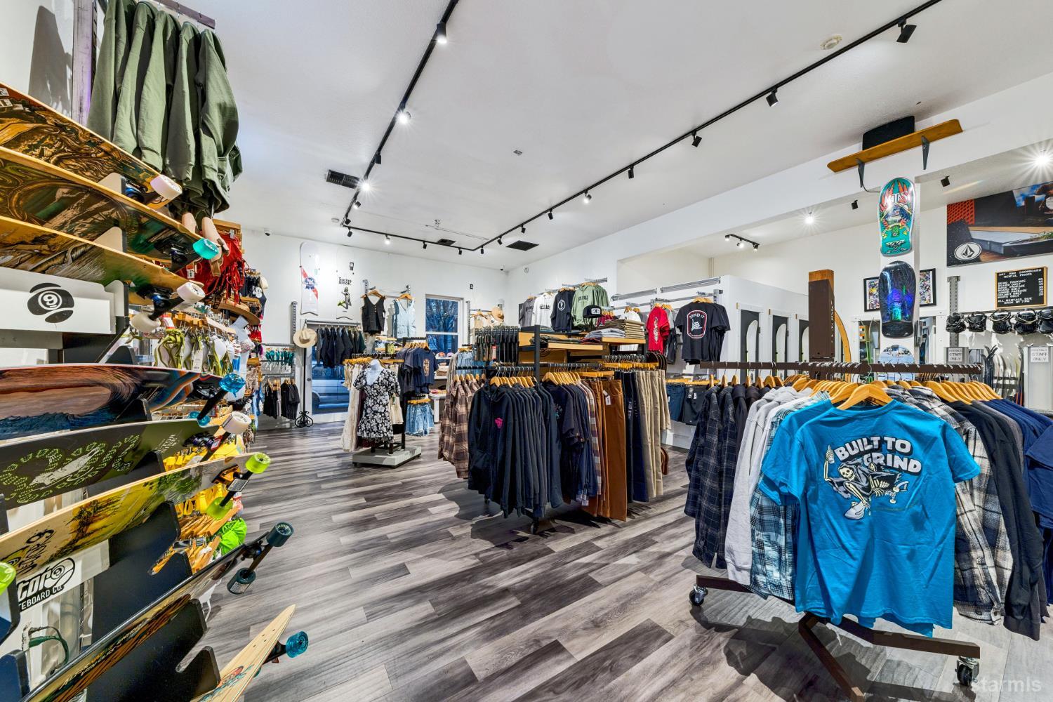 3542 Lake Tahoe Boulevard