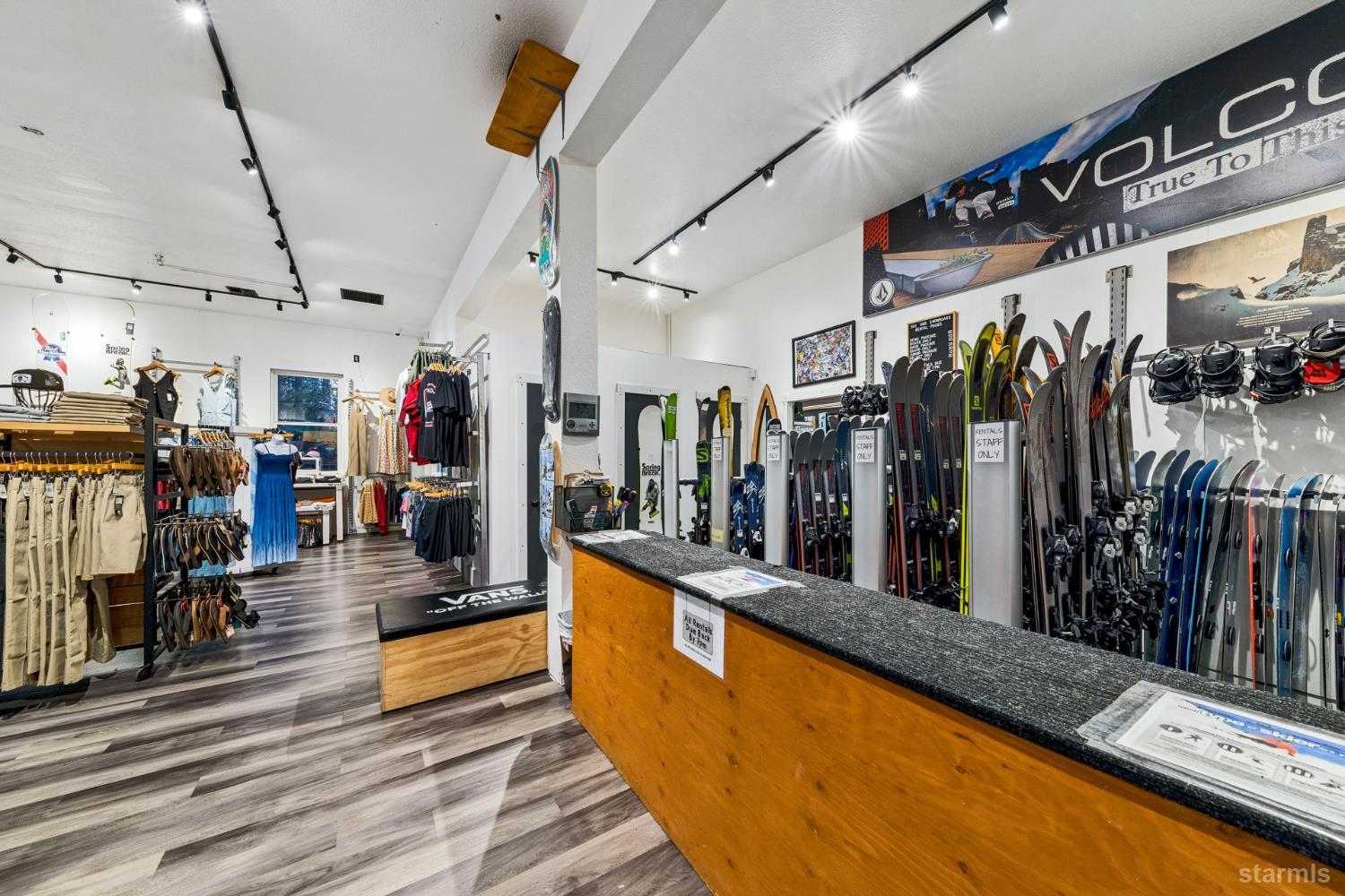 3542 Lake Tahoe Boulevard