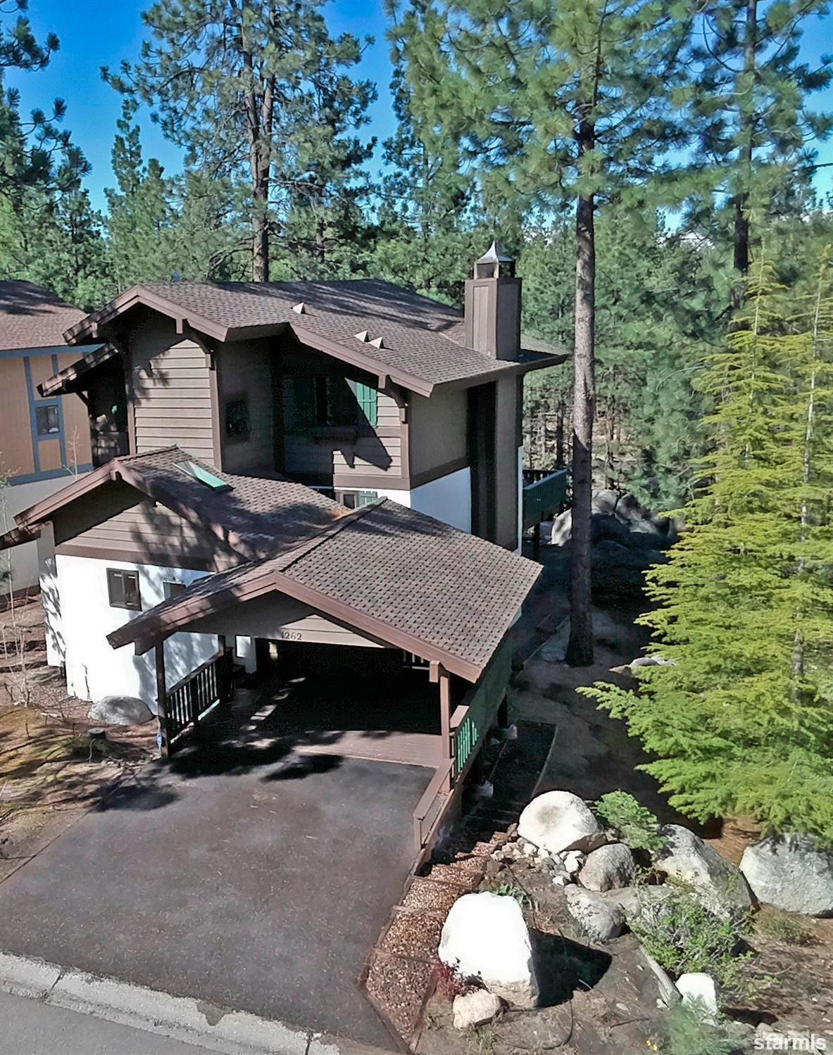 1262 Timber Lane