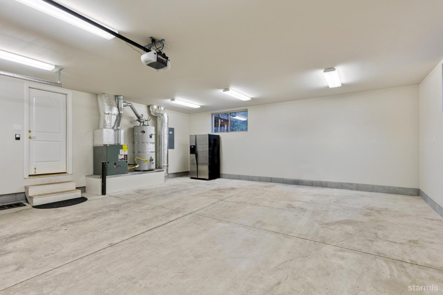 1238 Lone Indian Trail