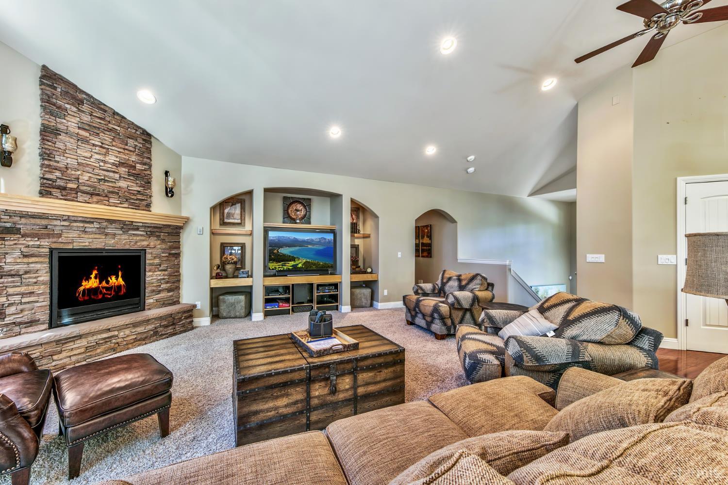 1238 Lone Indian Trail