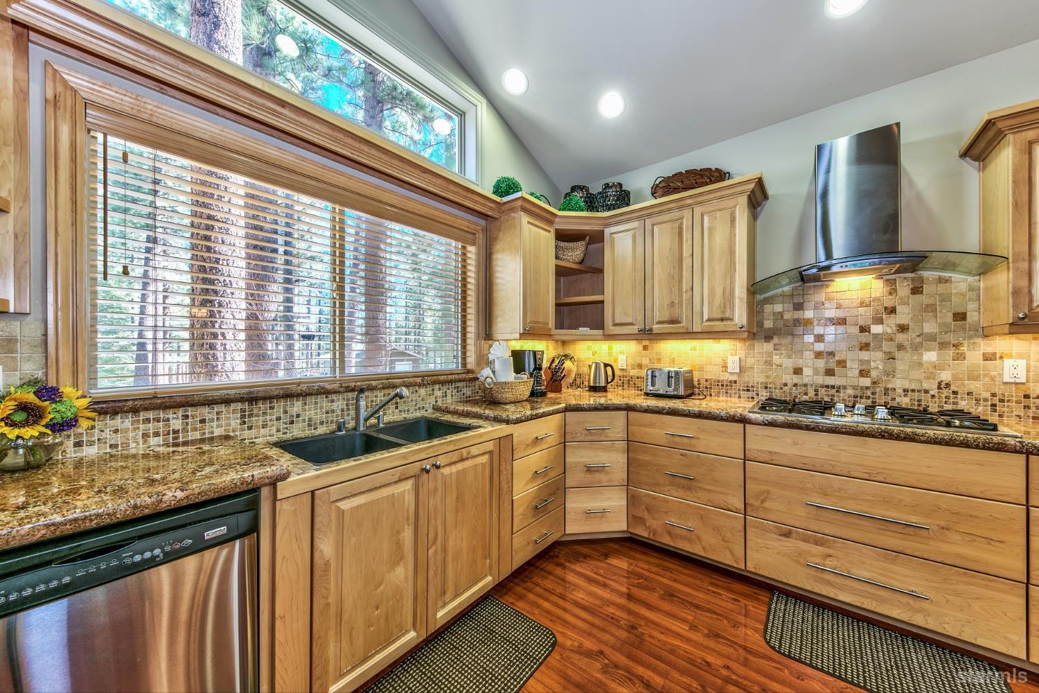1238 Lone Indian Trail