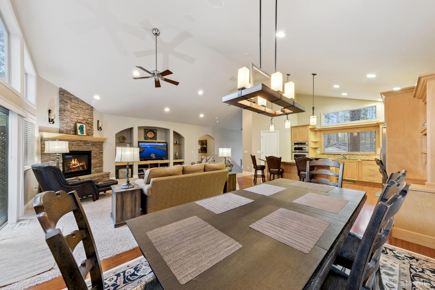 1238 Lone Indian Trail