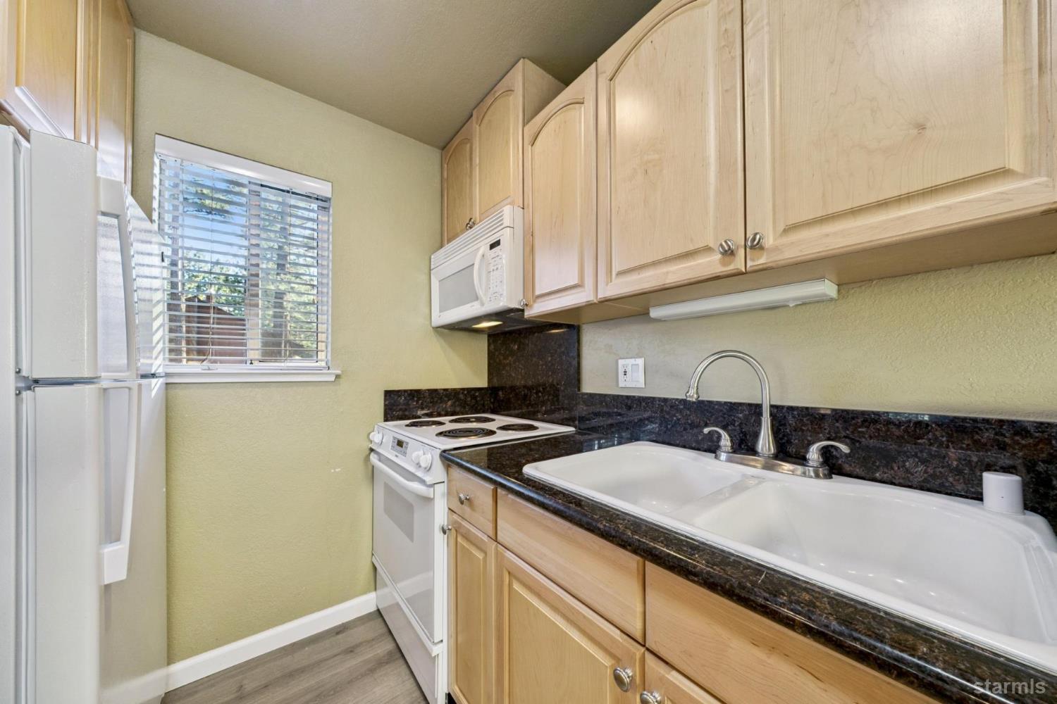 1410 Ski Run Boulevard Unit: 10