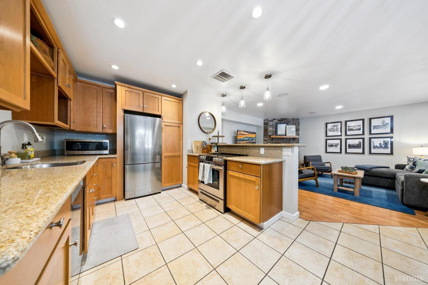 1171 Herbert Avenue Unit: D