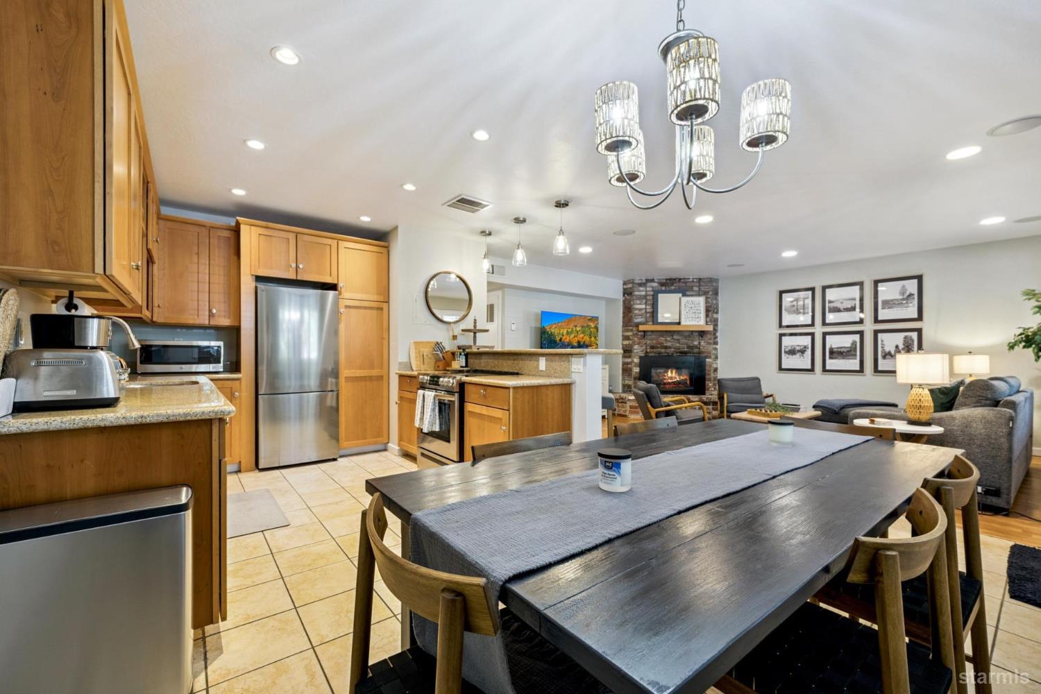 1171 Herbert Avenue Unit: D