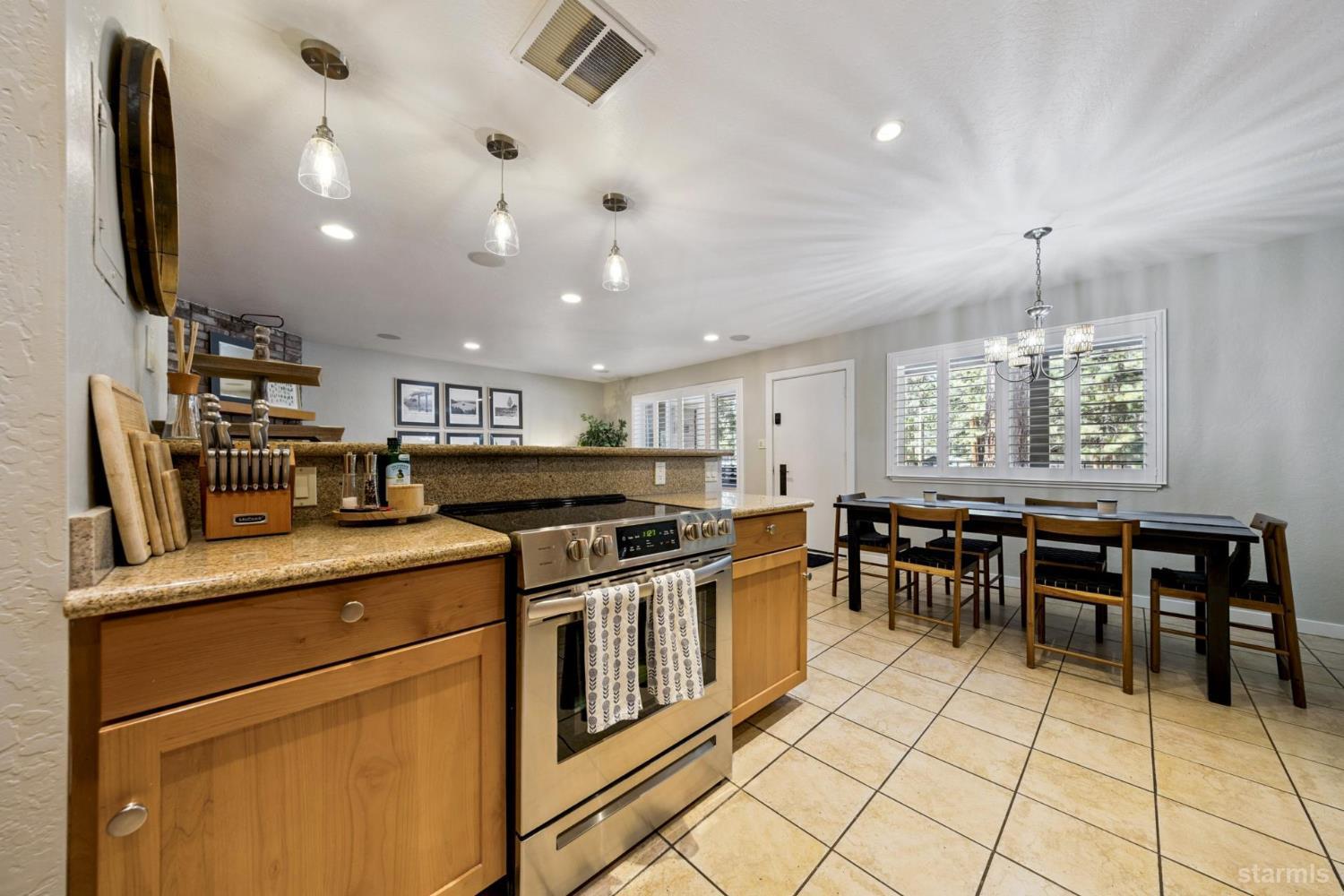 1171 Herbert Avenue Unit: D