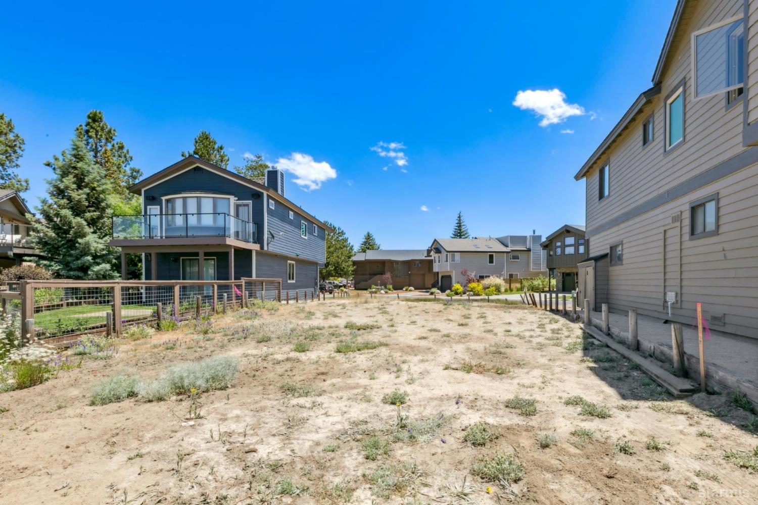 1975 Daggett Court