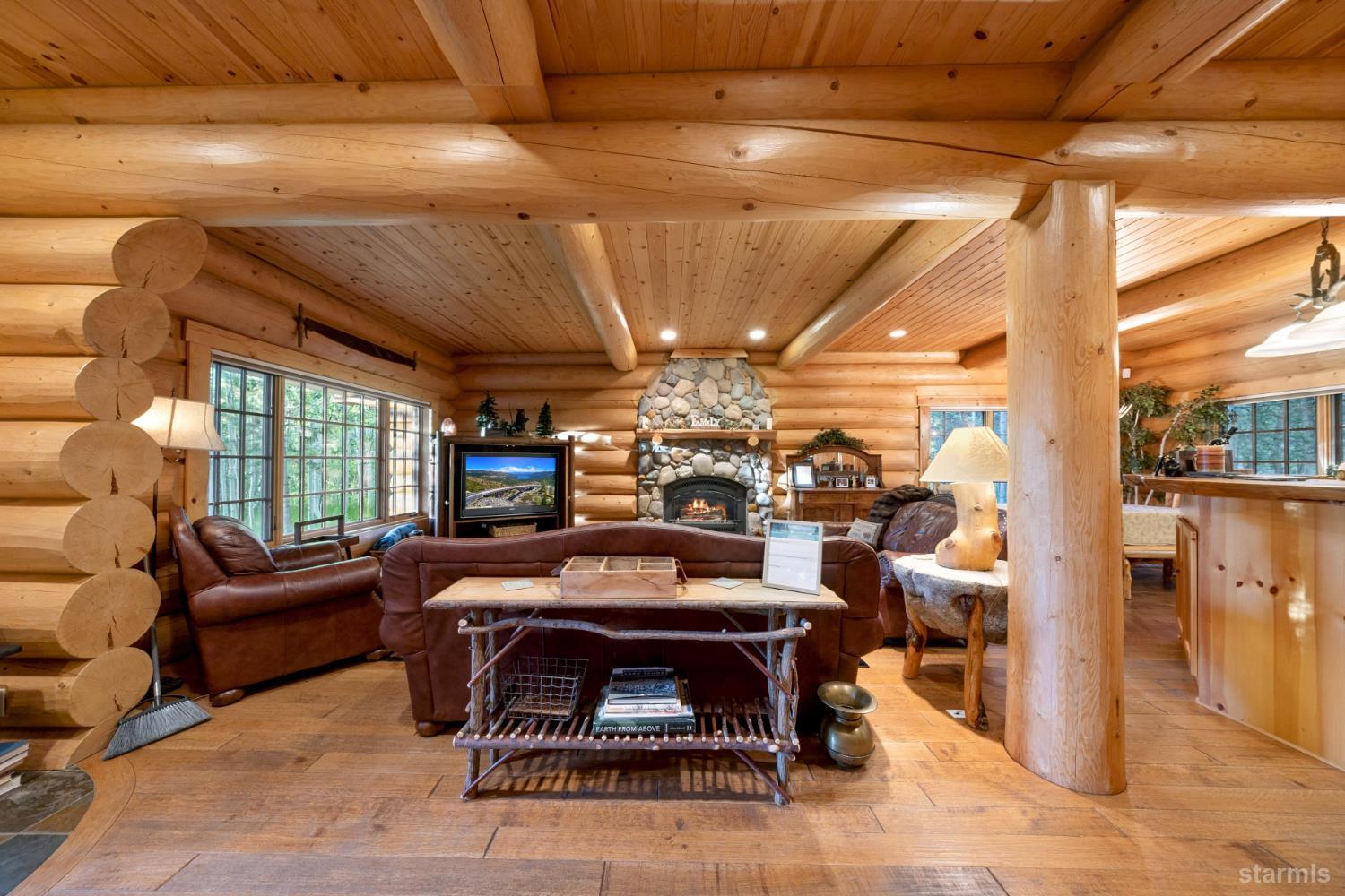 3838 Meadow Road