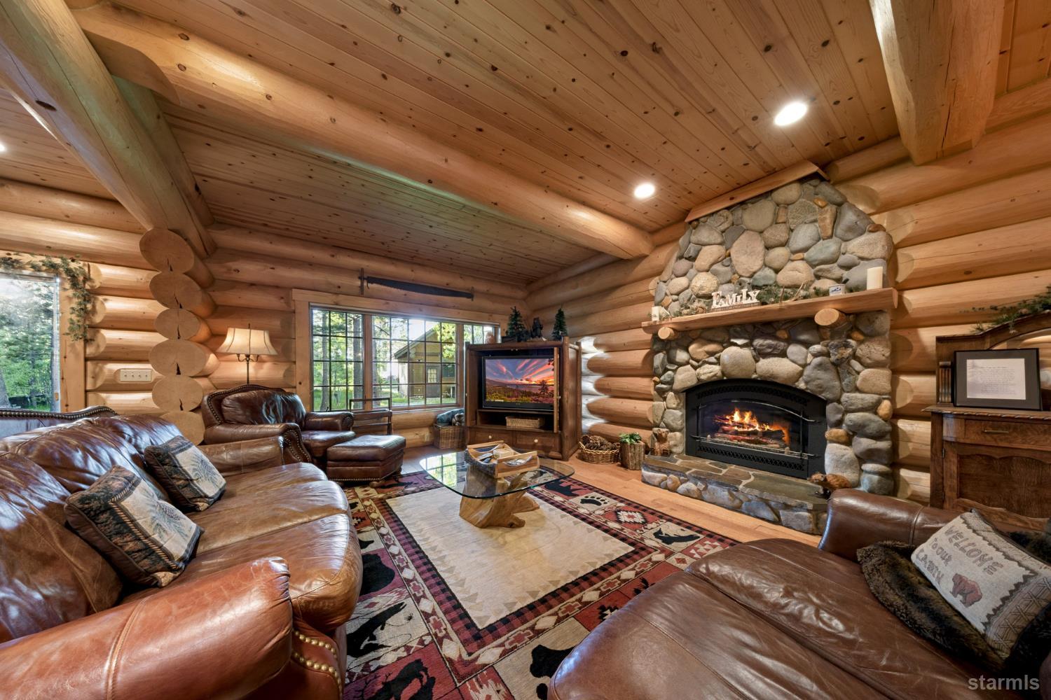 3838 Meadow Road