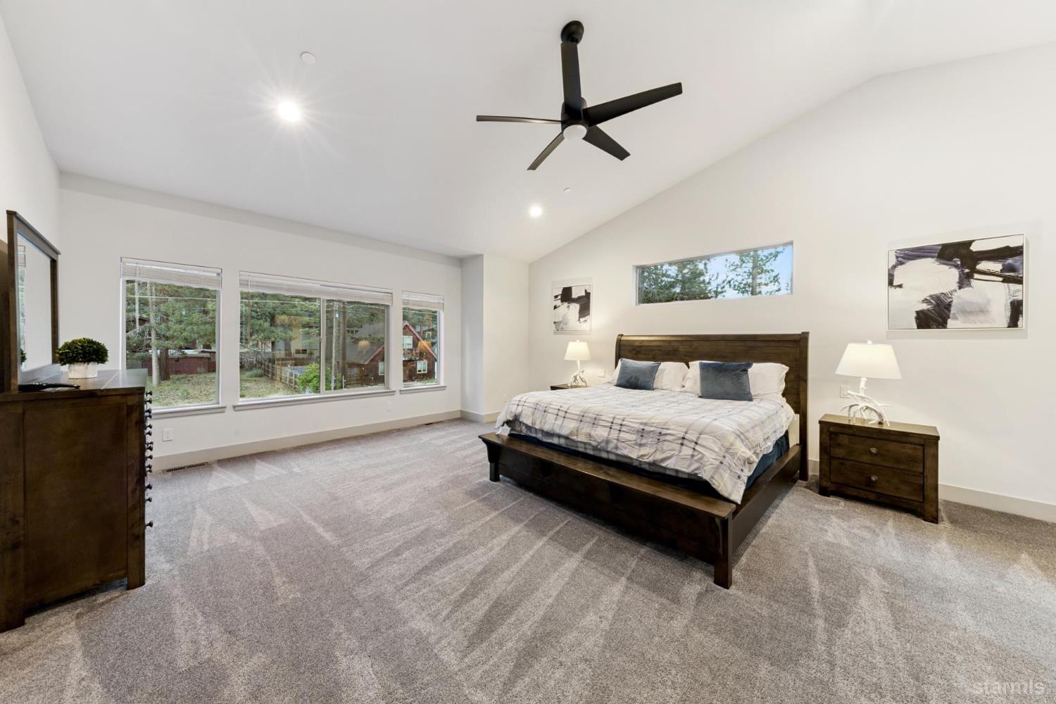 2810 Saint Nick Way