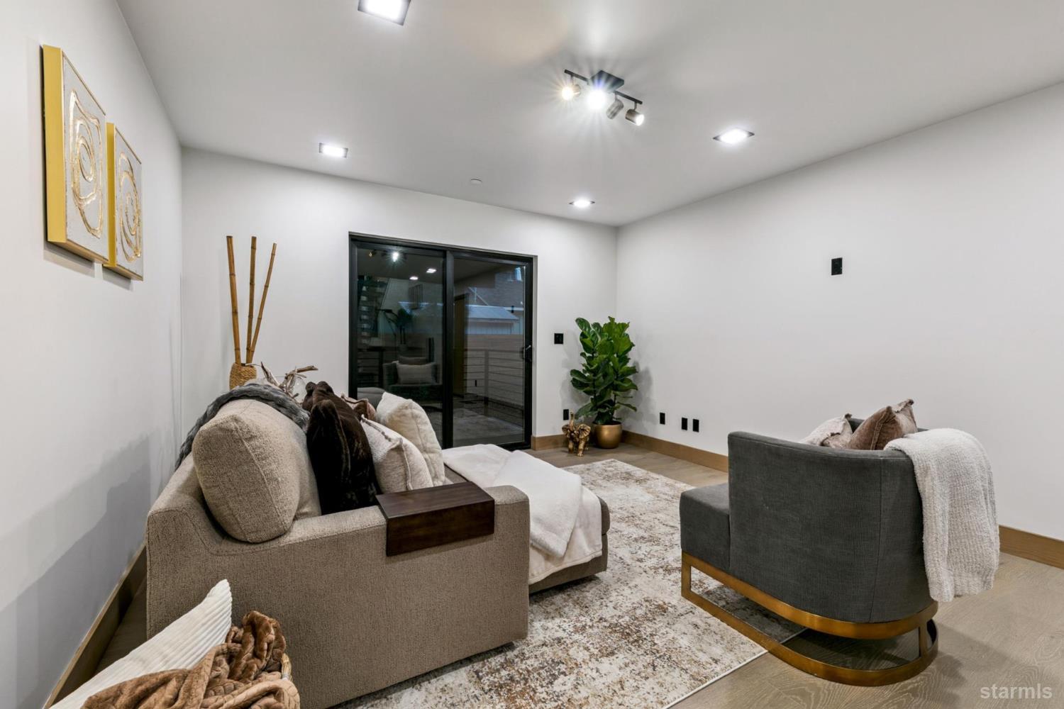 3370 Janet Drive