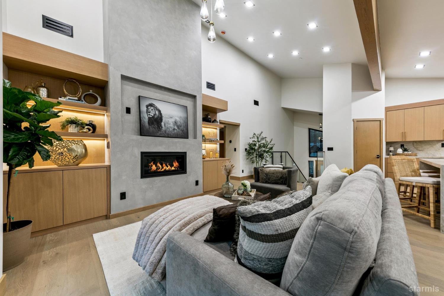 3370 Janet Drive