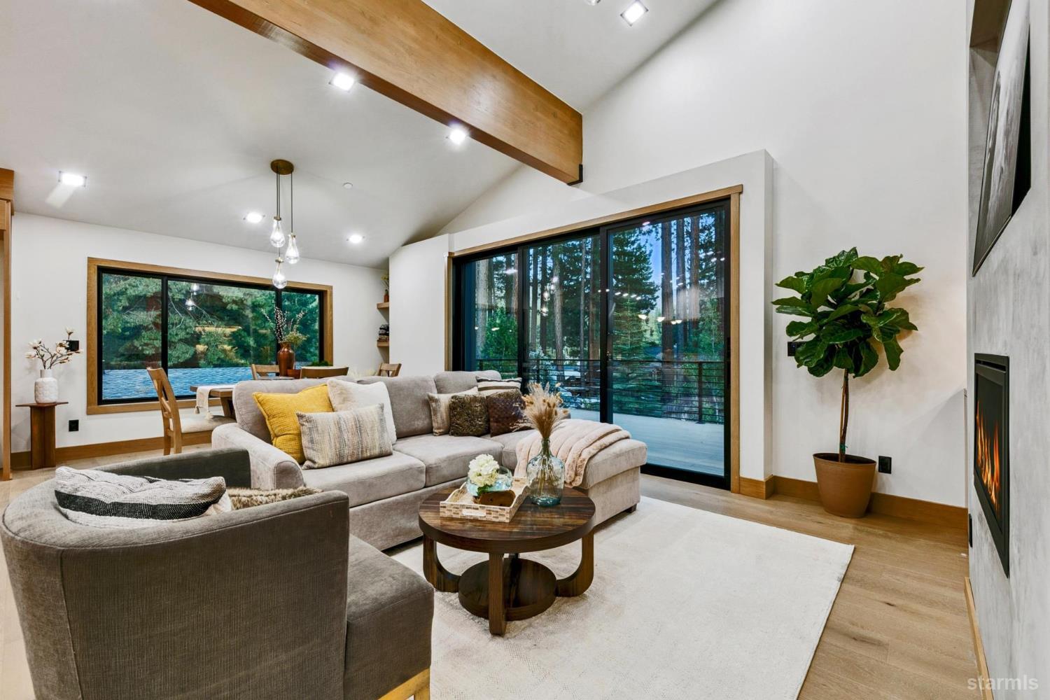 3370 Janet Drive