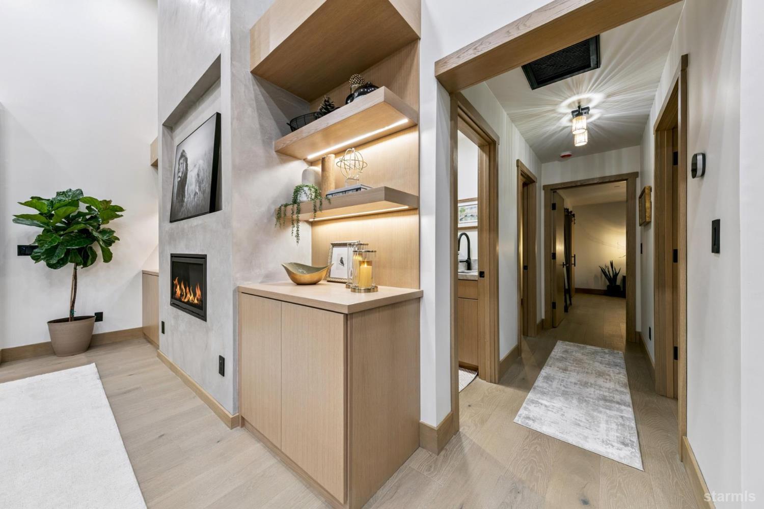 3370 Janet Drive