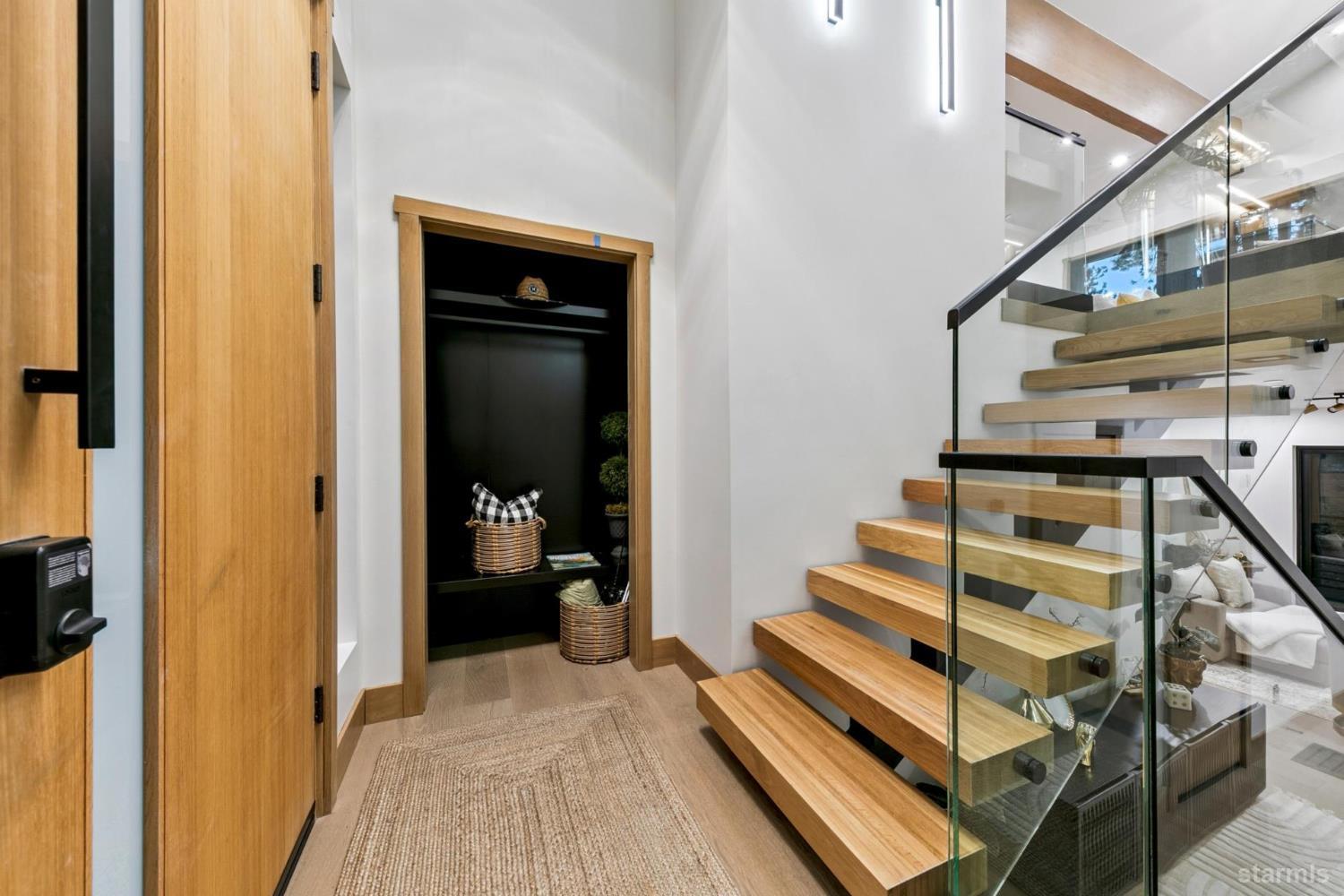 3370 Janet Drive