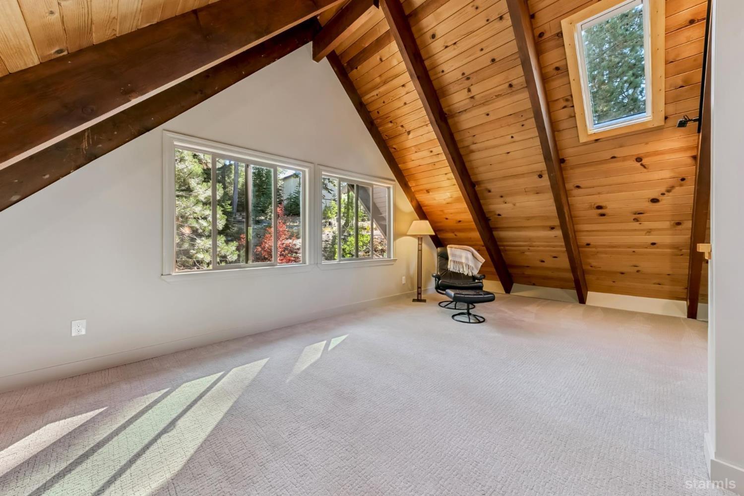 607 Lake Tahoe Boulevard