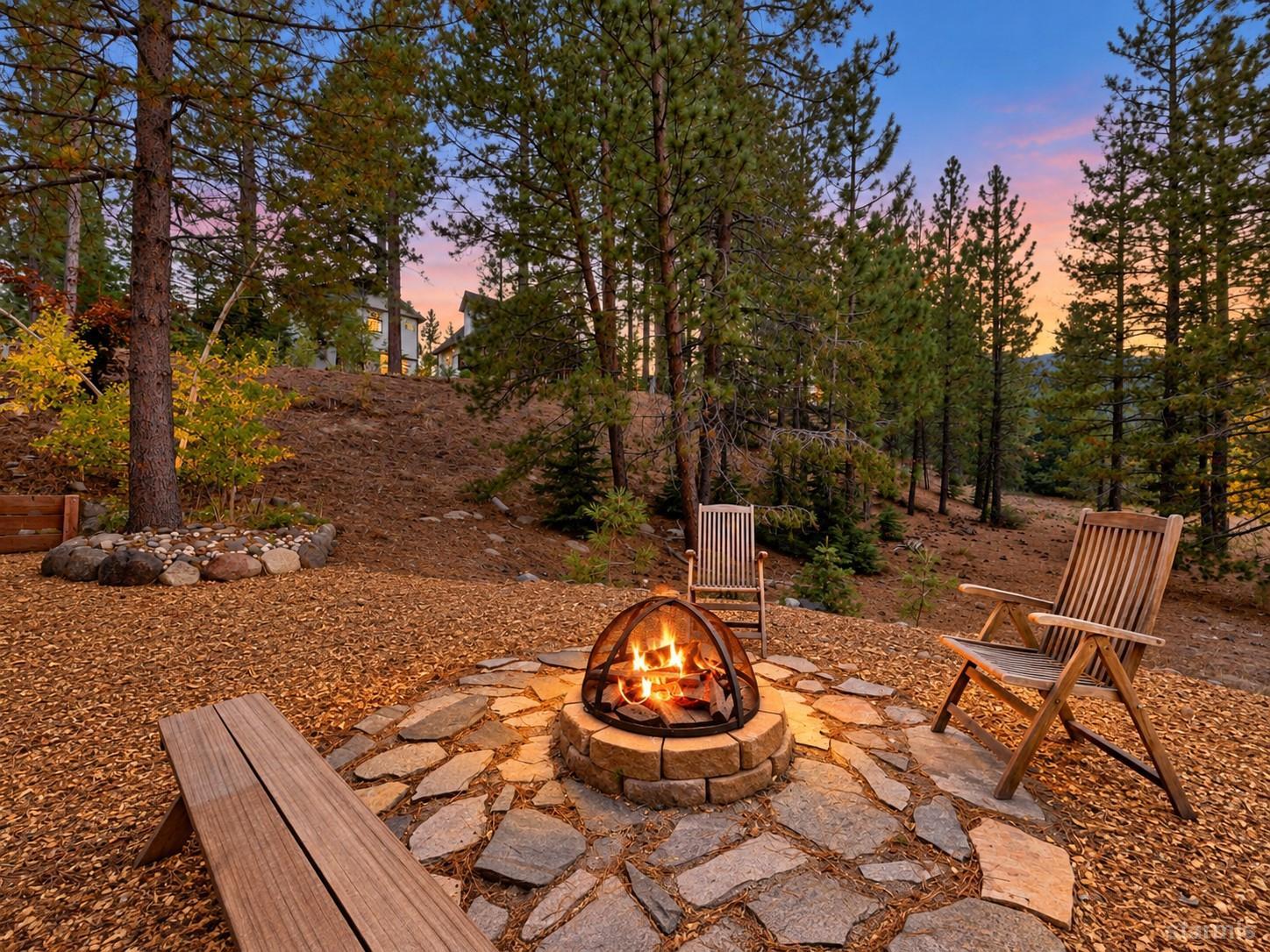 607 Lake Tahoe Boulevard