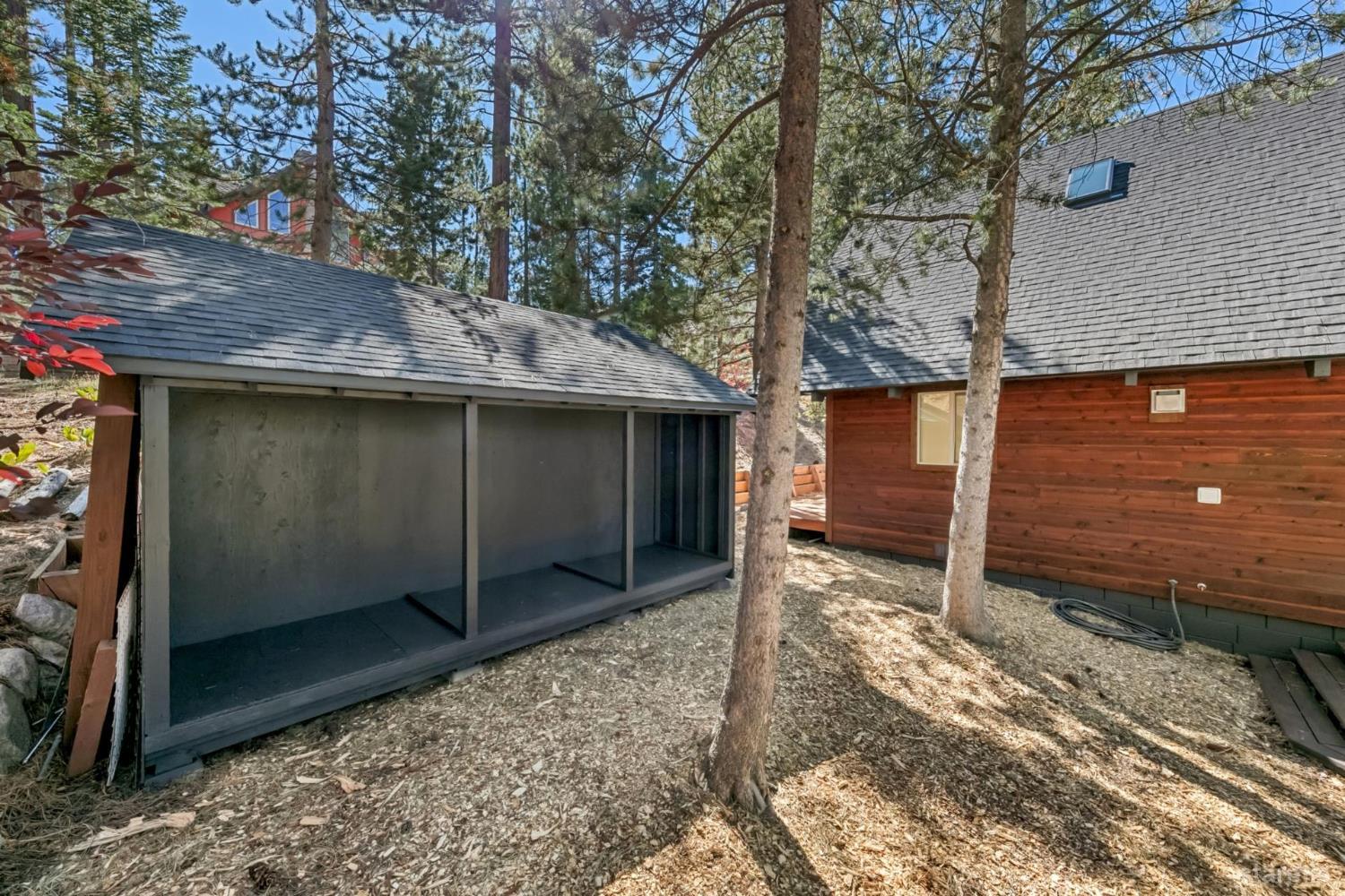 607 Lake Tahoe Boulevard