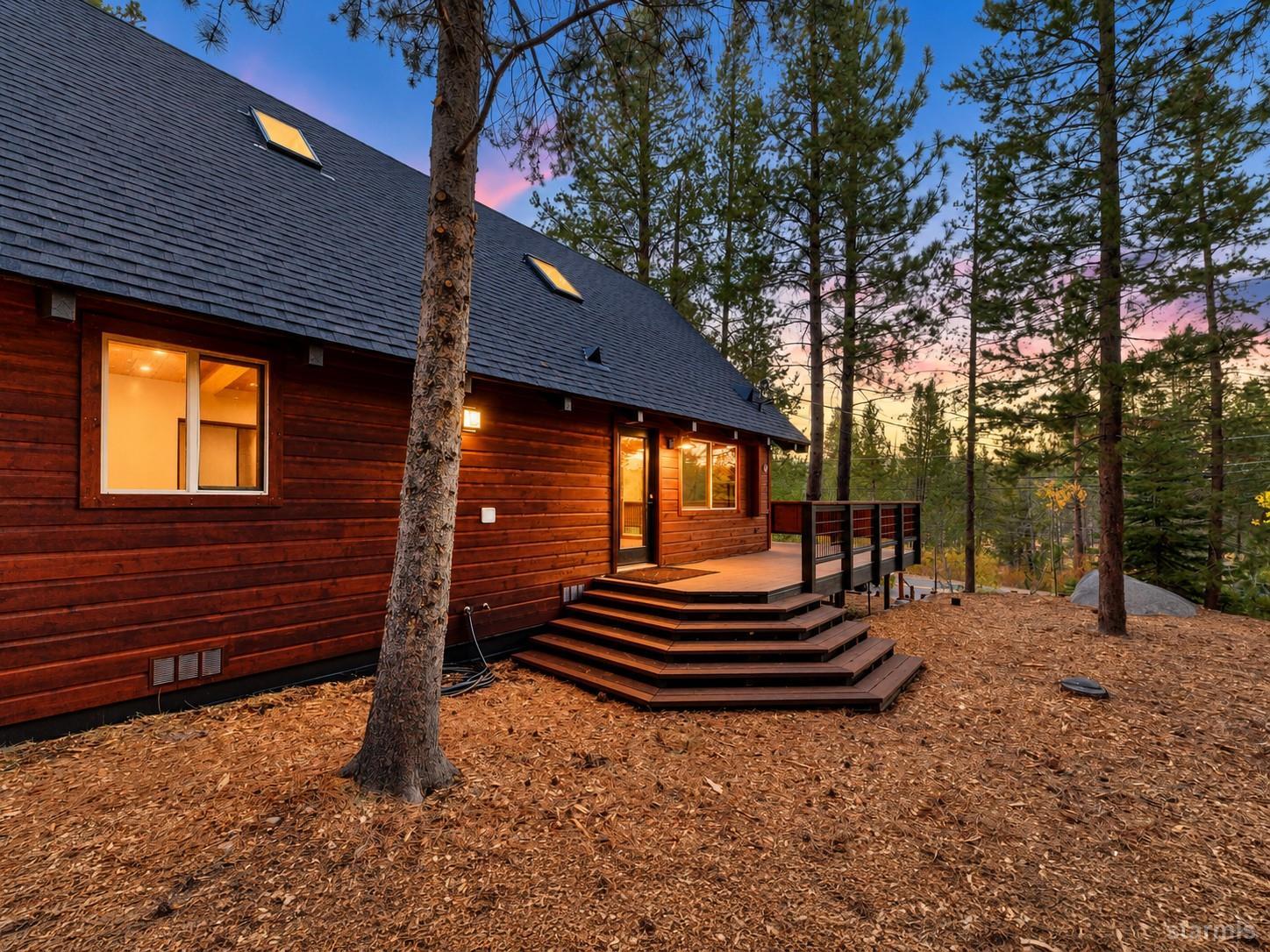 607 Lake Tahoe Boulevard