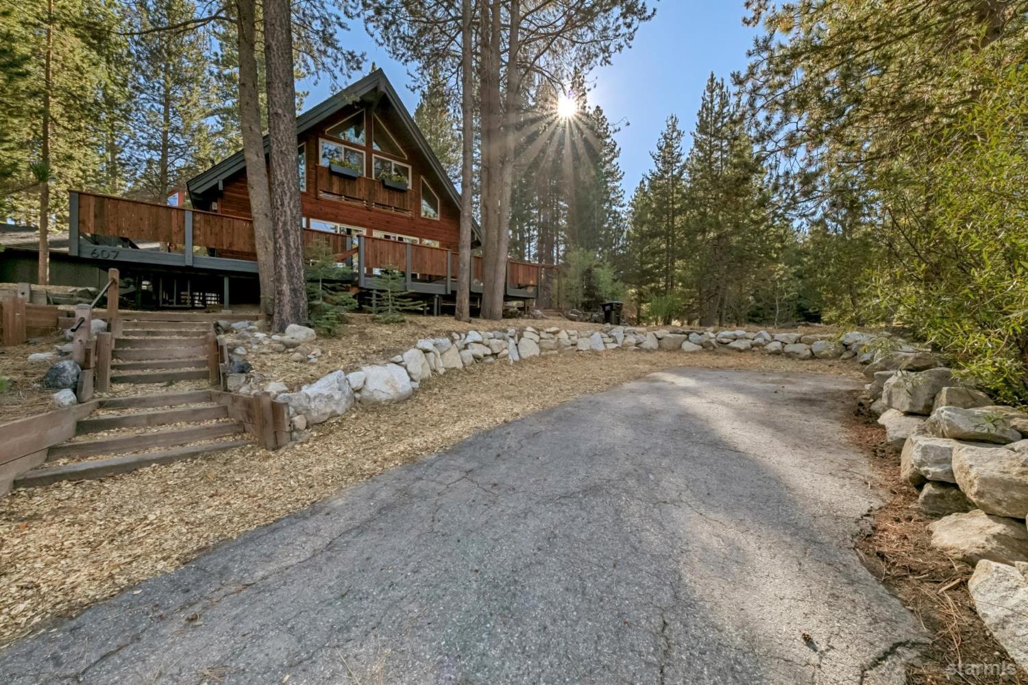 607 Lake Tahoe Boulevard